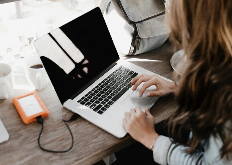Armazenamento Seguro de Dados e Backups